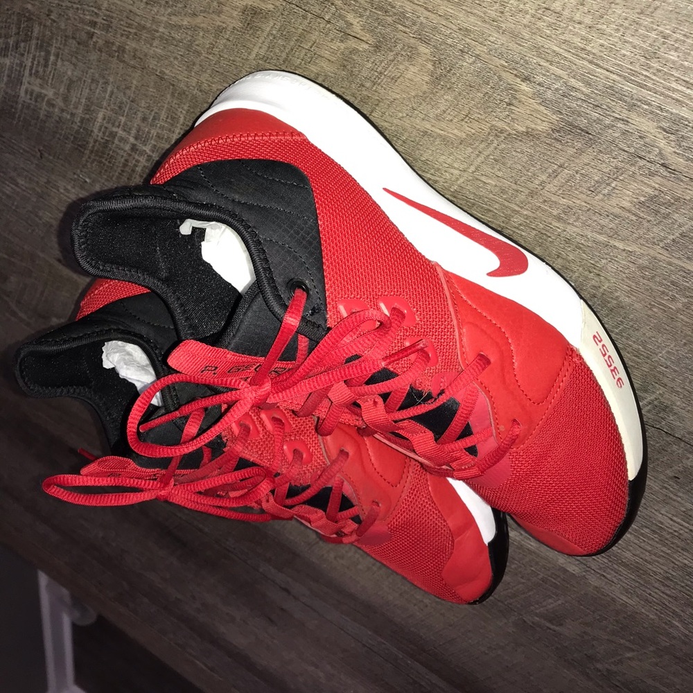Nike pg 3 university red 8.5